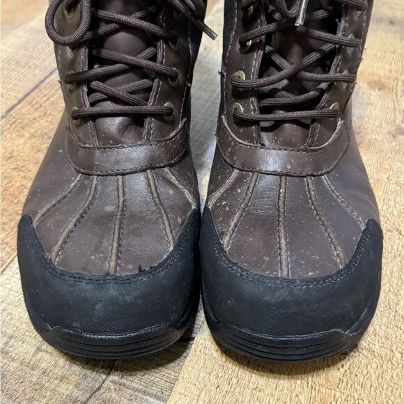 UGG Hilgard Men's 10.5‎ Brown Leather Ankle Shearling Vibram Snow Boot - Picture 9 of 12